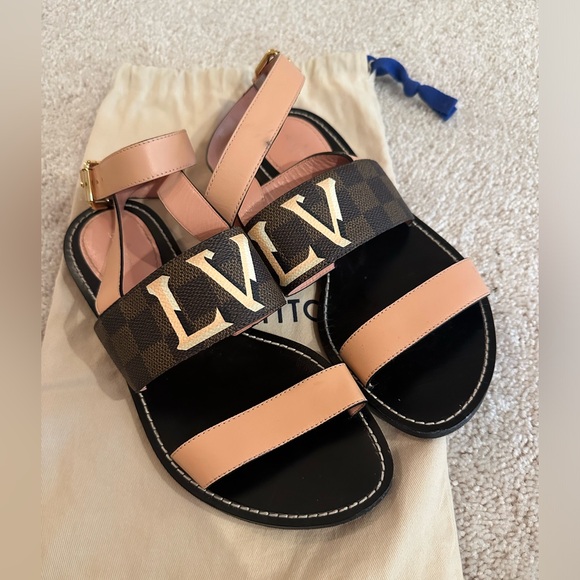 Louis Vuitton Sandals - Picture 2 of 4